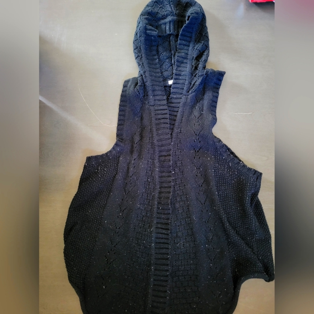 Hooded Knit Sweater Vest